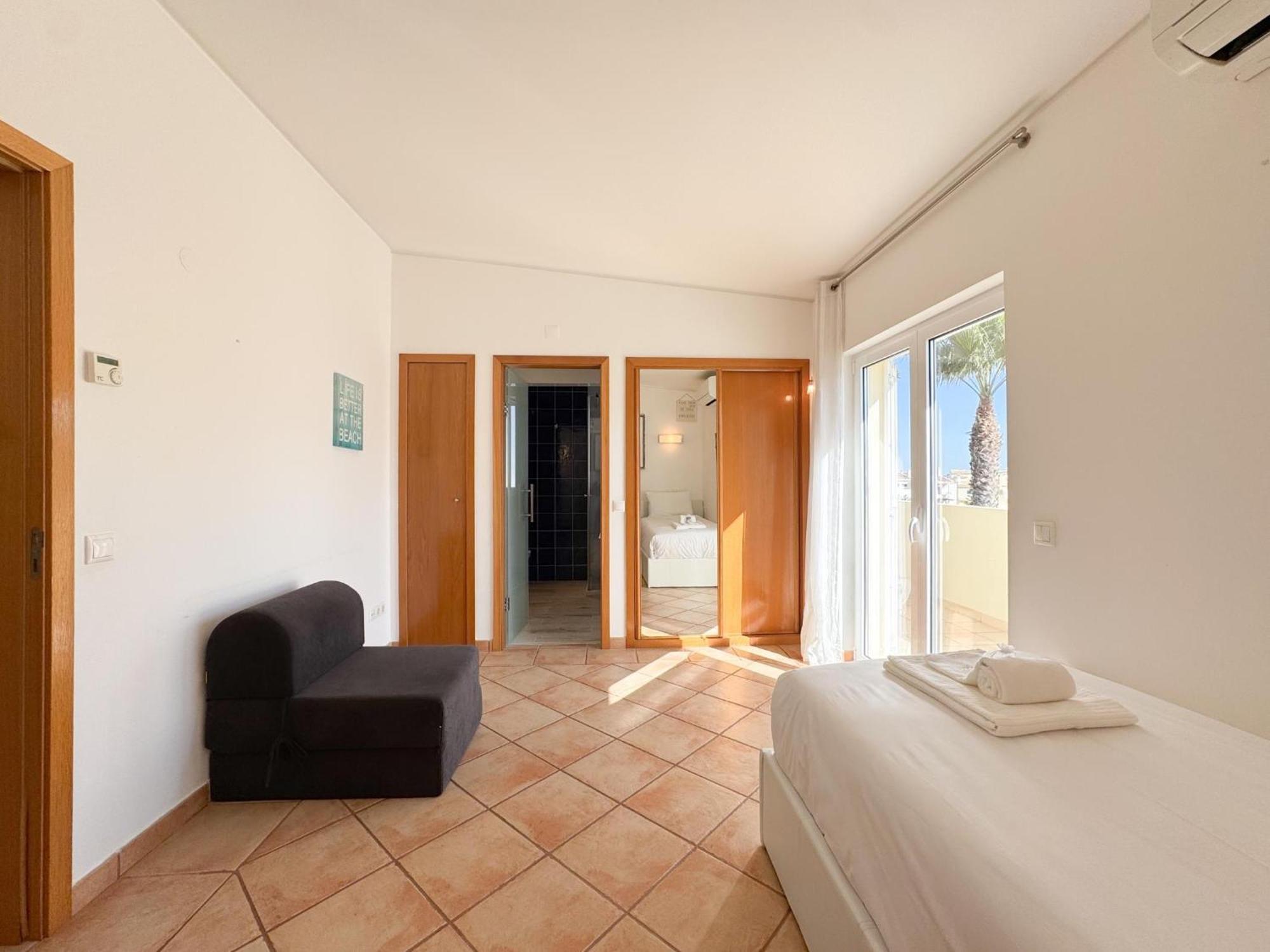 With Pool, Gym, And Games #1961 Apartamento Lagos